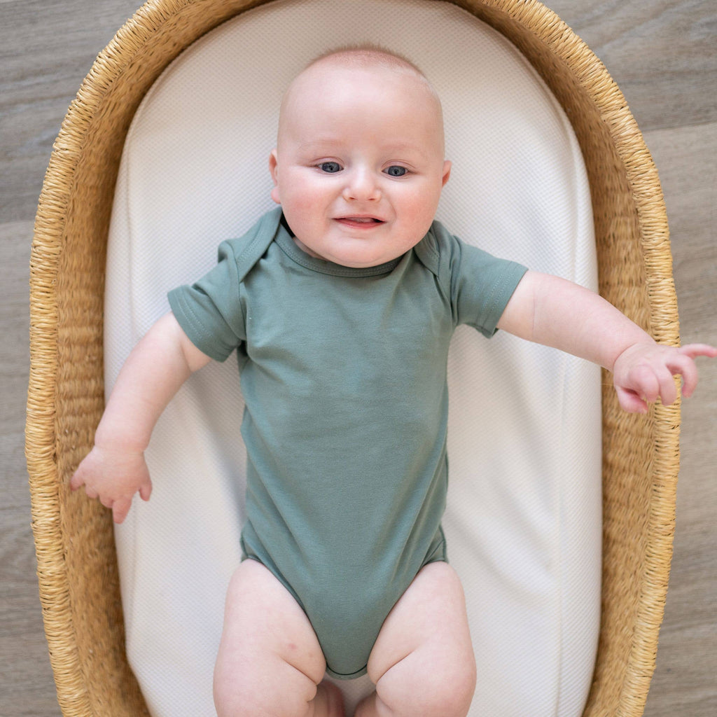 Organic Cotton Short Sleeve Bodysuit – Basil Green