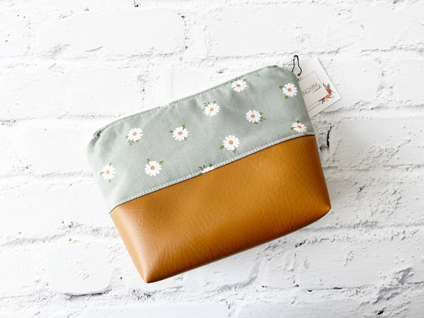 Daisy Make up bag, Zipper Pouch, Cosmetic Bag