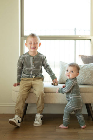 Sage Plaid Convertible Zippee