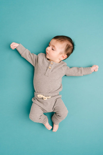 Pebble Gray Waffle Cozy Set