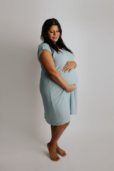 Ribbed Blue Bird Labor and Delivery Nursing Hospital Gown