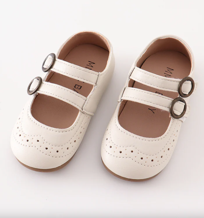 Cream Vintage Leather Shoes
