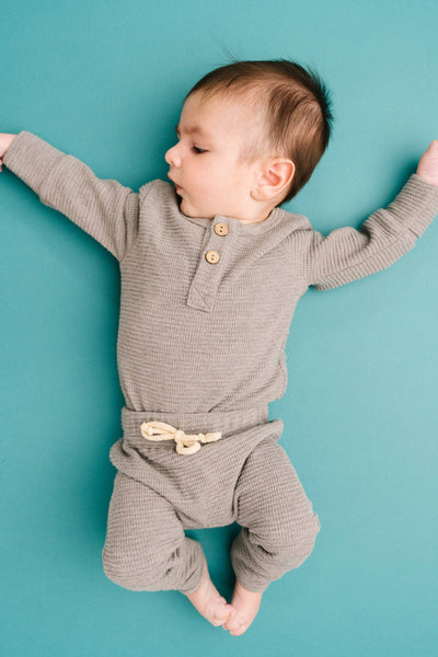 Pebble Gray Waffle Cozy Set